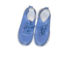 Ilse Jacobsen Women's Blue Perforated Sneakers 37